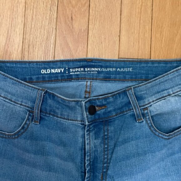 Old Navy, Mid-Rise Super Skinny, Size 8, Blue - Picture 4 of 4